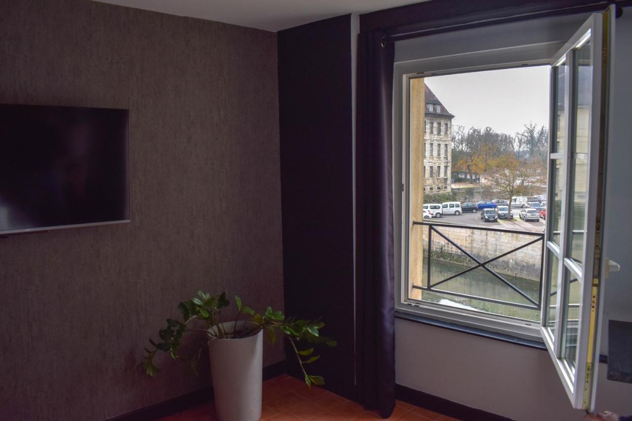 Studio Au Moulin " Design Noir " Vue Unique Dole Dış mekan fotoğraf